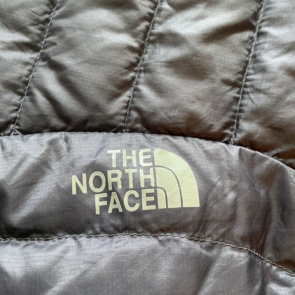 The North Face Summit Series 800 Pro Down Jacket - Women's Size L - Excellent Co - Picture 3 of 11